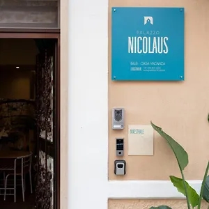 Palazzo Nicolaus Del Lungomare Bed & Breakfast